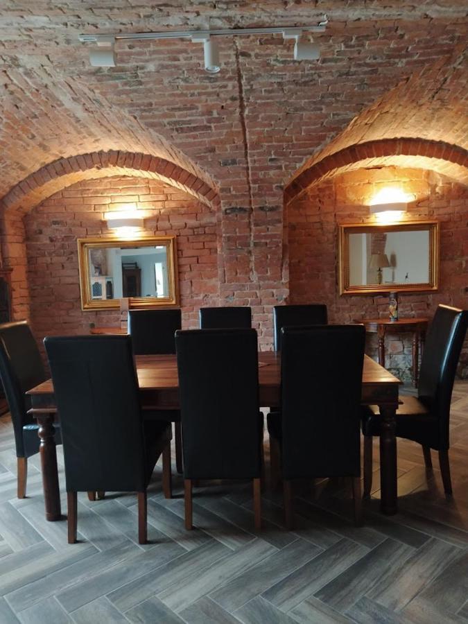 Hotel Koruna penzion Teplice nad Metují Esterno foto